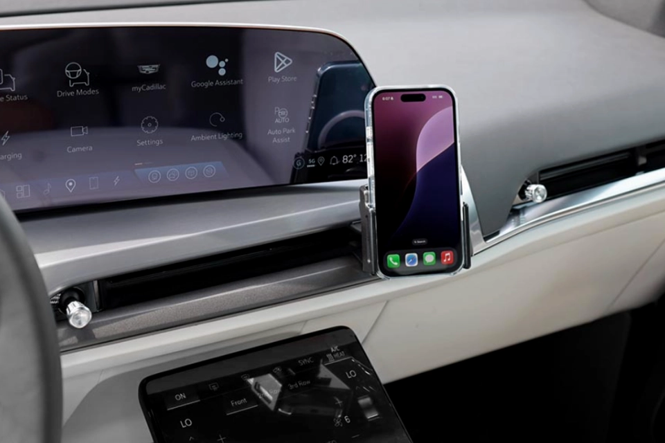 Uchwyt do iPhone 17