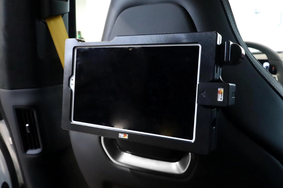 Uchwyt na tablet do samochodu Brodit zagłówkowy