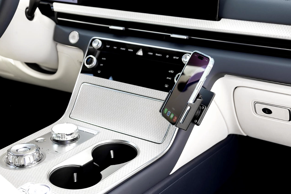 Konstrukcja uchwytu samochodowego wysokiej klasy