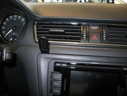 ProClip do Skoda Rapid 13-15