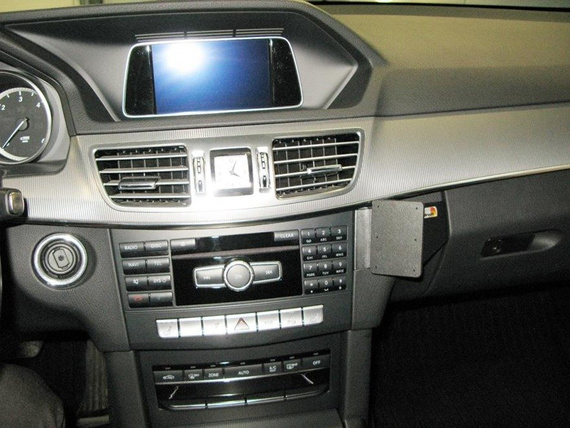 ProClip do Mercedes Benz E Klasa Sedan 14-16