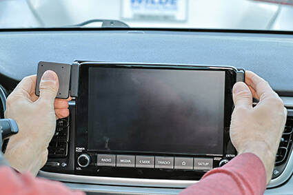 Brodit ProClip uchwyt do Kia Rio 2022-2024