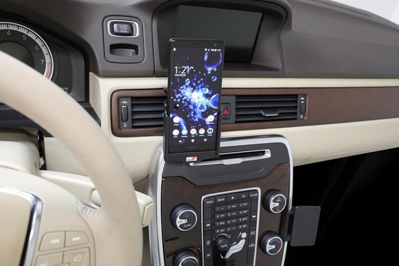 Uchwyt aktywny do Sony Xperia XZ2