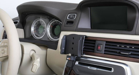 Uchwyt do Samsung Galaxy S22+ z wbudowanym kablem USB oraz ładowarką samochodową