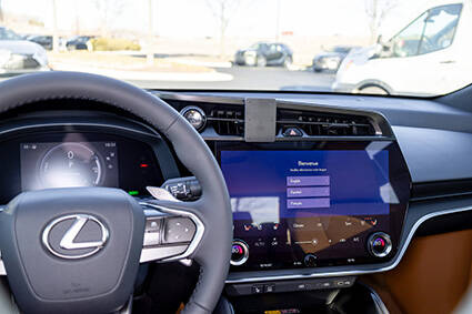 ProClip do Lexus seria RZ 2023-2025