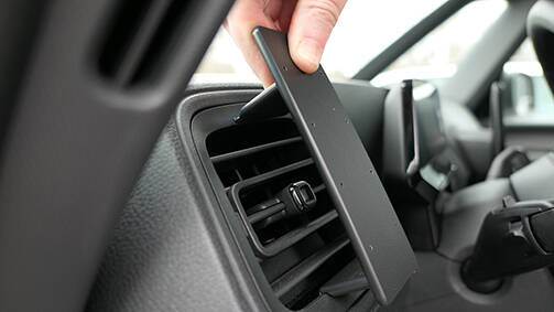 ProClip do Volkswagen ID. Buzz Cargo 2023-2025