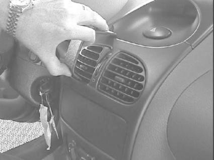 ProClip do Peugeot 206 99-08