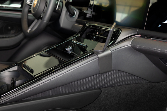 Brodit ProClip uchwyt do Porsche Panamera 2025-2026