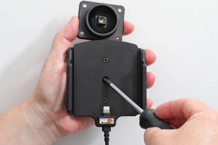 Uchwyt aktywny do stałej instalacji do Apple iPhone 13 Pro Max w futerale lub bez o wymiarach: 75-89 mm (szer.), 6-10 mm (grubość).