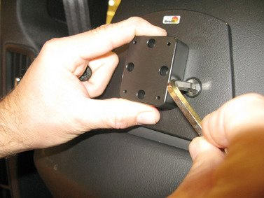 System mocowania do zagłówka w Volvo Volvo S90 / V90 / XC60 / XC90