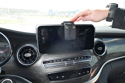 Wzmocniony ProClip do Mercedes Benz V 2021-2023