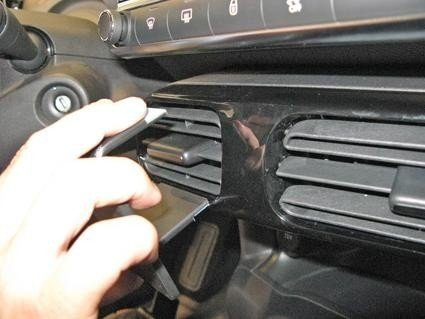 ProClip do Citroen C4 Cactus 15-17