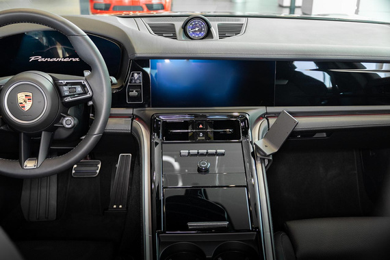 Brodit ProClip uchwyt do Porsche Panamera 2025-2026