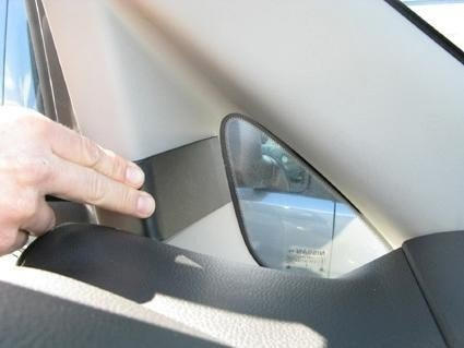 Brodit ProClip uchwyt do Nissan NV200 2010-2023