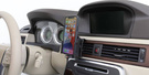 Uchwyt Apple CarPlay z kablem Lightning do iPhone