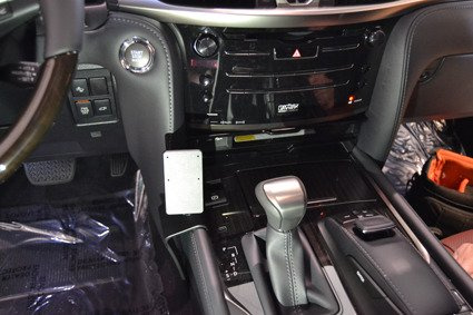 ProClip do Lexus Seria LX 16-22