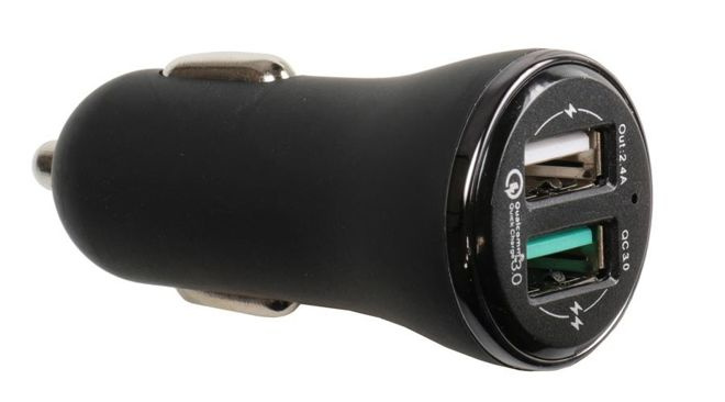 Ładowarka samochodowa do gniazda zapalniczki z dwoma gniazdami USB.