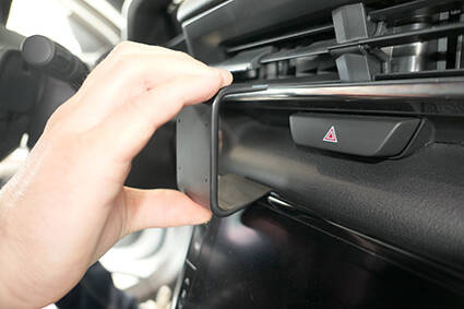 ProClip do Mazda MX-30 2021-2025