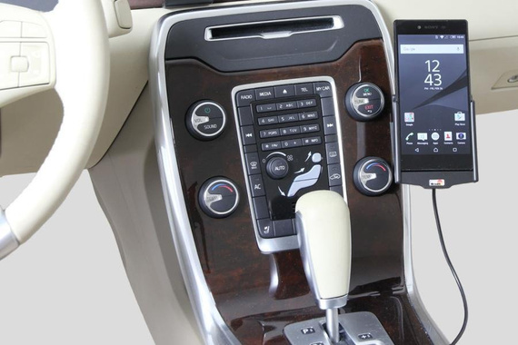 Uchwyt aktywny z kablem USB do Sony Xperia Z5 Premium