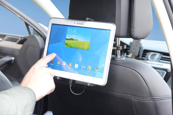 Uchwyt aktywny do tabletów Android w futerale o wymiarach: 180-230 mm (szer.), do 25 mm (grubość)